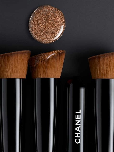 les pinceaux de chanel foundation brush|les pinceaux de chanel reviews.